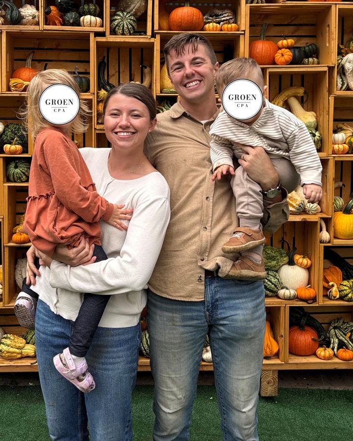 Skyler Groen with his family